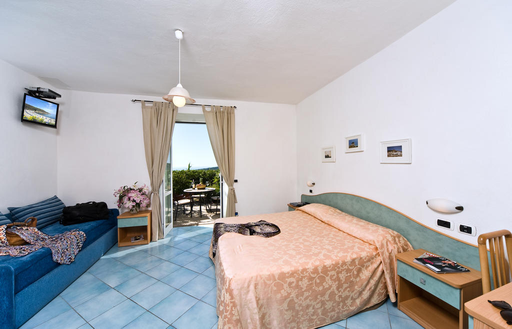 Hotel Poggio Del Sole Forio  Ruang foto