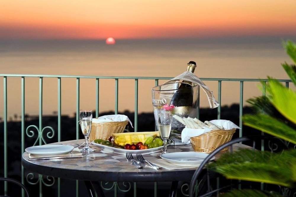 Hotel Poggio Del Sole Forio  Bagian luar foto
