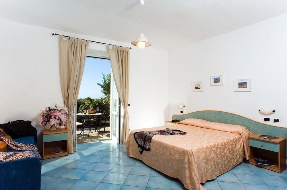 Hotel Poggio Del Sole Forio  Bagian luar foto
