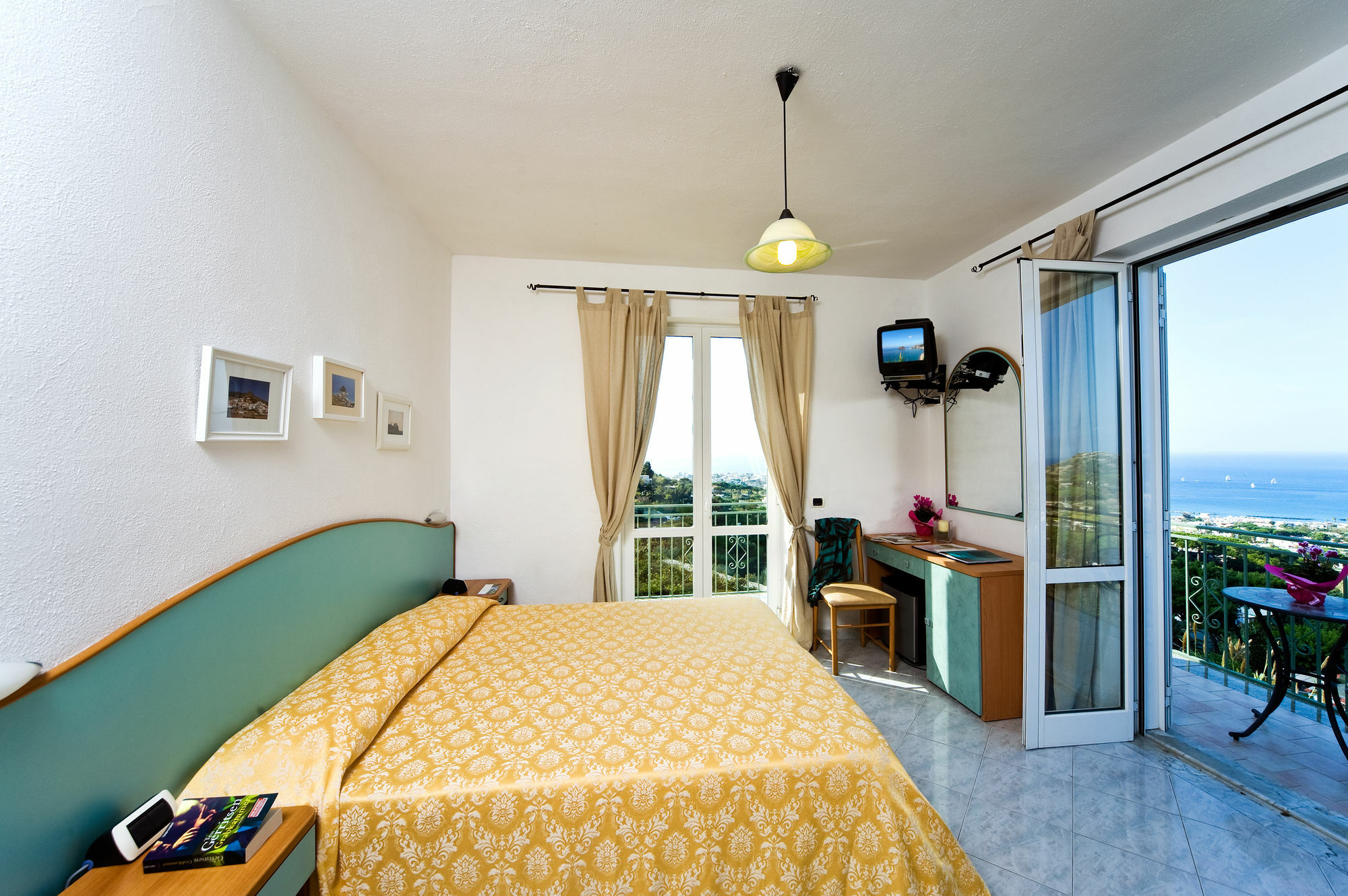 Hotel Poggio Del Sole Forio  Bagian luar foto